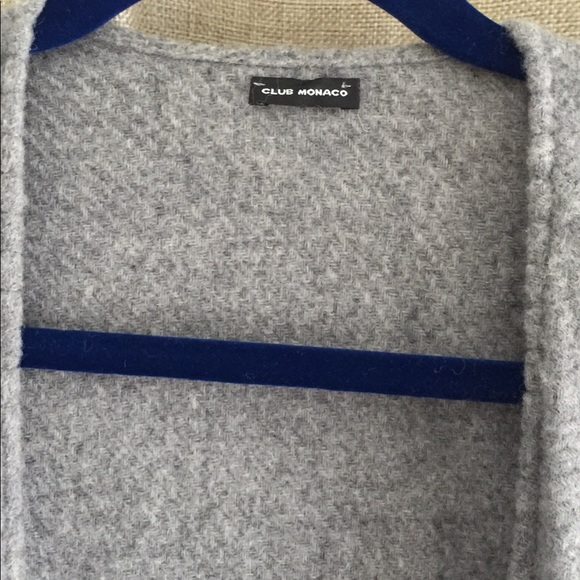 Club Monaco wrap shawl one size - Picture 2 of 2